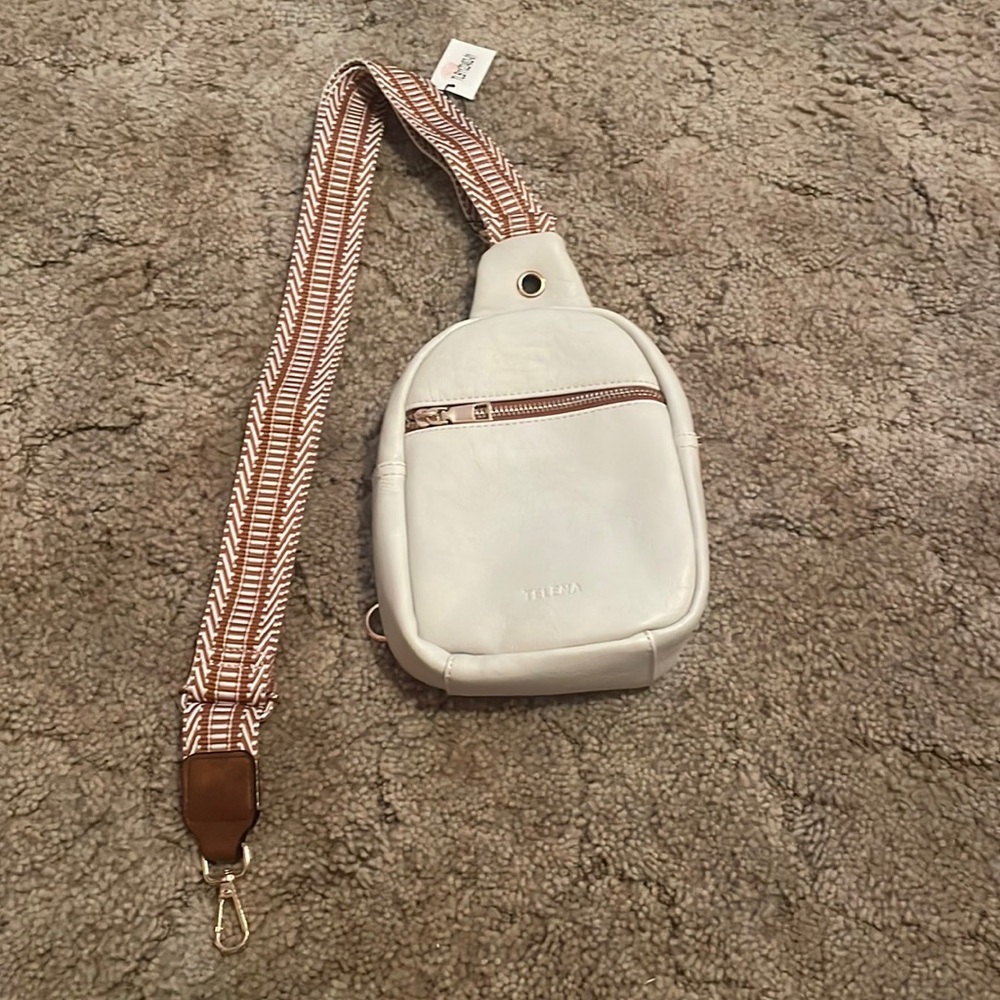 I thought this bag was so cute but then never ended up wearing it